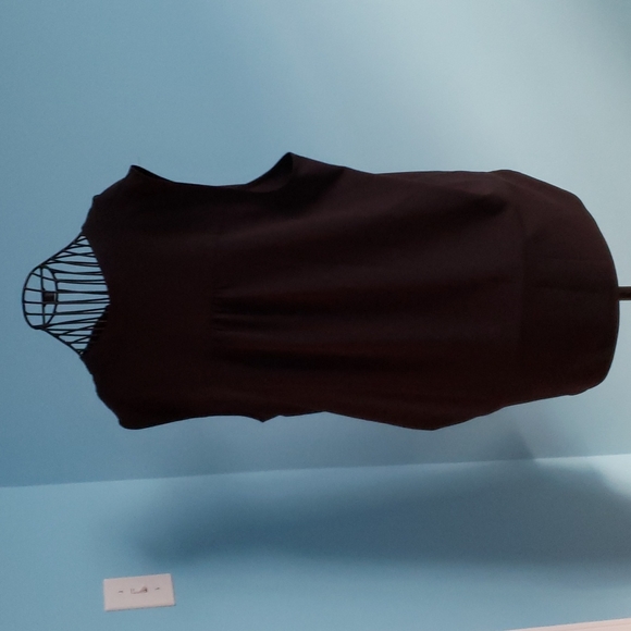 Pullover shell top - Picture 2 of 3